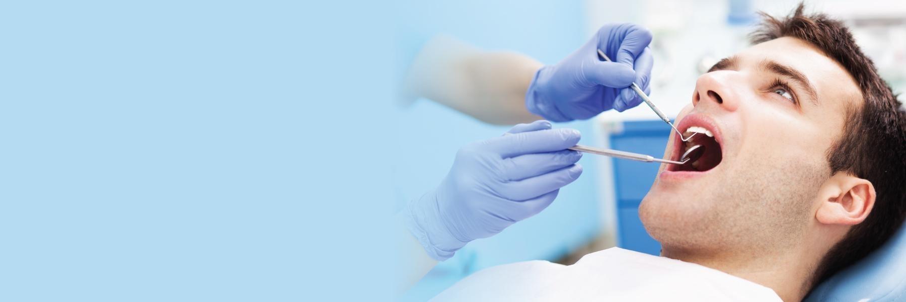 patient with a dental emergency in mount waverly