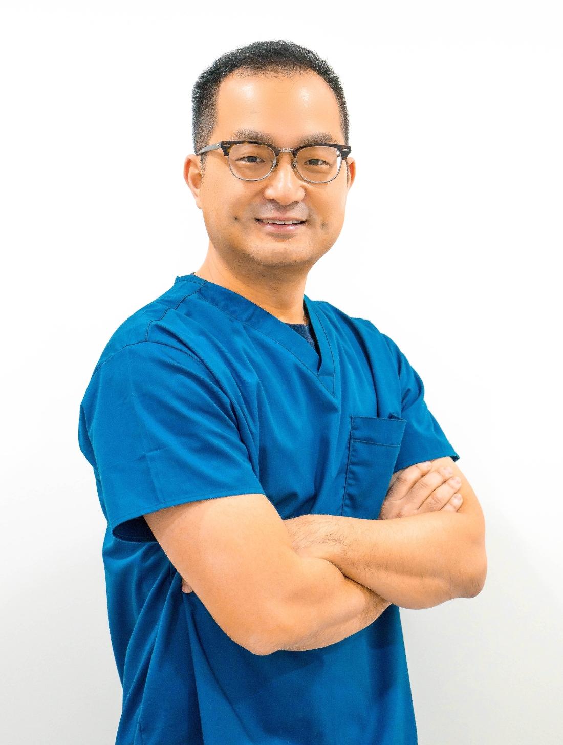| Mount Waverley Dentist Dr Austin Rhee , BDSc 